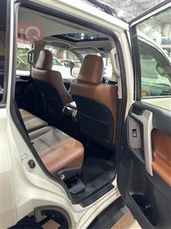 تۆیۆتا لاندكروزر پرادۆ